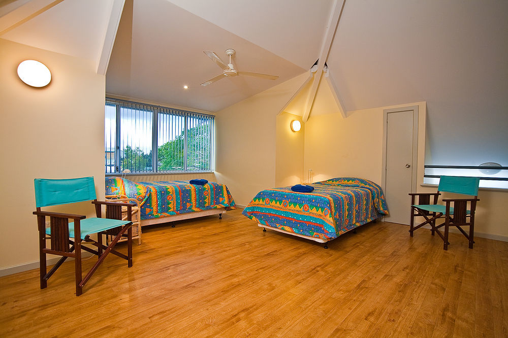 Osprey Holiday Village 엑스머스 외부 사진